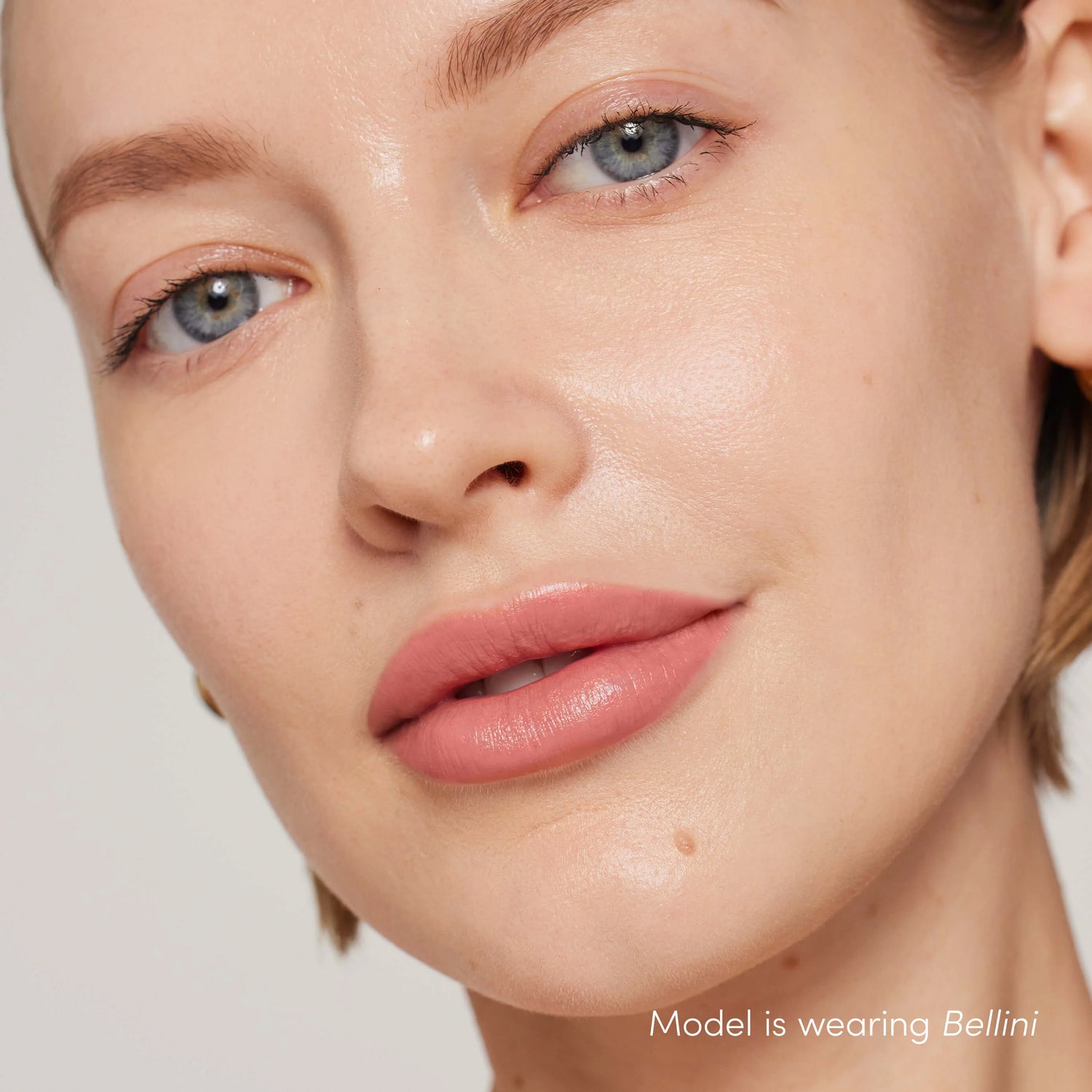 ColorLuxe Hydrating Cream Lipstick- Bellini